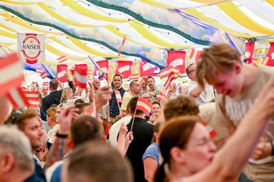 AUT, Urfahraner Jahrmarkt, 1.Mai Kundgebung FPOE-stock-photo