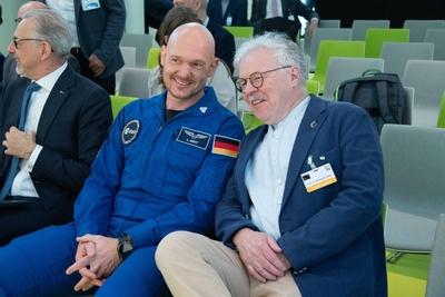 SpaceTech.NRW Raumfahrtkonferenz-stock-photo