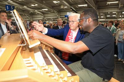 Deutscher Evangelischer Kirchentag 2025 in Hannover - Tag 2-stock-foto