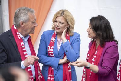 Bundestagspraesidentin Julia Kloeckner auf dem Kirchentag-stock-photo