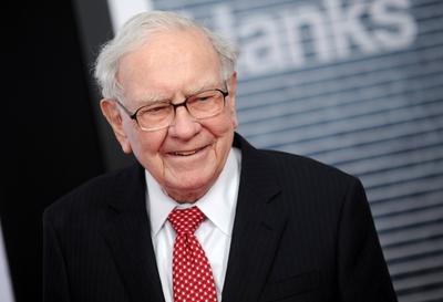 WASHINGTON, D.C. DECEMBER 14: Warren Buffett at the premiere of The Post on December 14, 2017, in Washington, DC. PUBLI-stock-foto