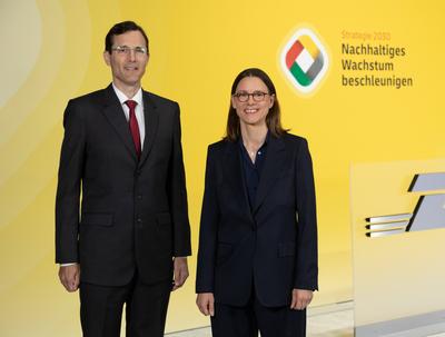 Hauptversammlung DHL Group-stock-photo