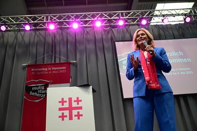 Bundestagspraesidentin Julia Kloeckner auf dem Kirchentag-stock-photo