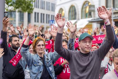 Hannoverscher Kirchentag uebergibt Staffelstab fuer 2027 an Duesseldorf-stock-foto