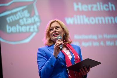 Bundestagspraesidentin Julia Kloeckner auf dem Kirchentag-stock-photo