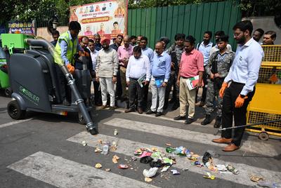 Delhi Environment Minister Manjinder Singh Sirsa Reviews Machines For Dust Mitigation, Pollution Control In Delhi-stock-photo