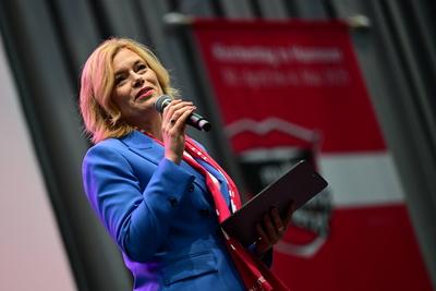 Bundestagspraesidentin Julia Kloeckner auf dem Kirchentag-stock-photo