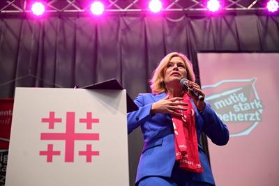 Bundestagspraesidentin Julia Kloeckner auf dem Kirchentag-stock-photo