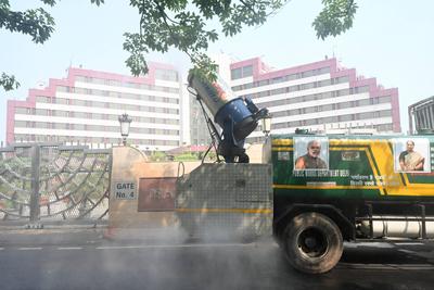 Delhi Environment Minister Manjinder Singh Sirsa Reviews Machines For Dust Mitigation, Pollution Control In Delhi-stock-photo
