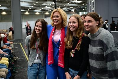 Bundestagspraesidentin Julia Kloeckner auf dem Kirchentag-stock-photo