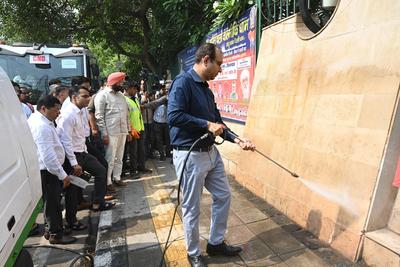 Delhi Environment Minister Manjinder Singh Sirsa Reviews Machines For Dust Mitigation, Pollution Control In Delhi-stock-photo