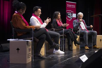 Podium Beziehungsstatus Religion und Migration-stock-foto