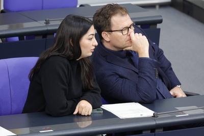 Reem Alabali-Radovan, SPD, Carsten Schneider, Staatsminister und Beauftragter der Bundesregierung f?r Ostdeutschland, De-stock-foto
