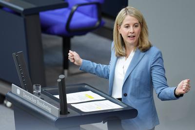 210. Plenarsitzung im Deutscher Bundestag-stock-foto