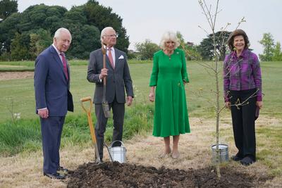 King Charles & Queen Camilla with King & Queen of Sweden-stock-foto