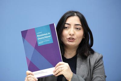 Reem Alabali-Radovan, Beauftragte fuer Migration DEU, Deutschland, Germany, Berlin, 11.01.2023 Reem Alabali-Radovan , St-stock-foto