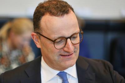 Berlin, Deutschland, 05.05.2025: Deutscher Bundestag: Fraktionssitzung von CDU/CSU: Jens Spahn *** Berlin, Germany, 05 0-stock-foto