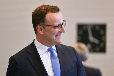 Berlin, Deutschland, 05.05.2025: Deutscher Bundestag: Fraktionssitzung von CDU/CSU: Jens Spahn *** Berlin, Germany, 05 0-stock-foto