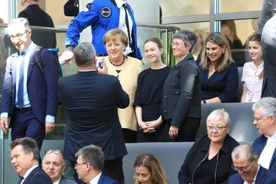 2. Bundestagssitzung und Debatte in Berlin-stock-photo