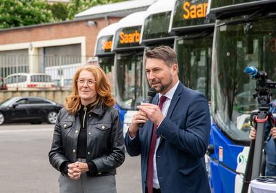 Wasserstoff Busse-stock-foto
