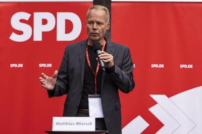 Olaf Scholz in Lehrte Wahlkampftour von Olaf Scholz. SPD Kanzlerkandidat Olaf Scholz trat am 21.09.2021, im Rahmen seine-stock-foto