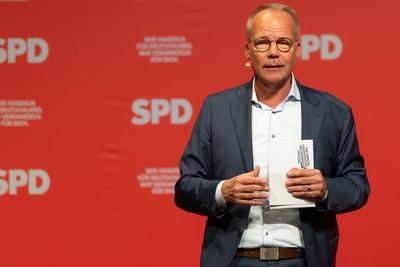 26.04.2025, Dr. Matthias Miersch (SPD)-stock-foto
