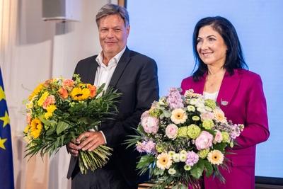 Amts?bergabe im Bundesministerium f?r Wirtschaft und Klima (neu: f?r Wirtschaft und Energie)-stock-foto