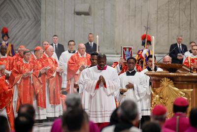 News - Il Conclave-stock-photo
