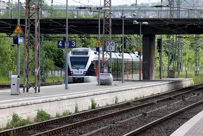Hauptbahnhof Siegen-stock-foto