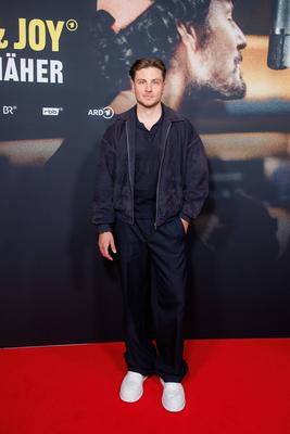 Premiere - Doku Serie Max & Joy ? Komm n?her-stock-foto