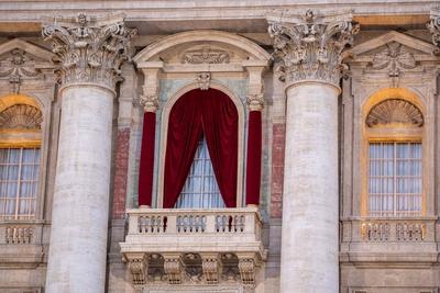 News - Il Conclave-stock-photo