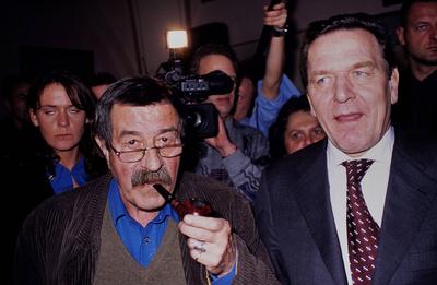 G?NTER GRASS UND GERHARD SCHR?DER-stock-foto