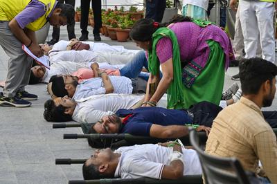 Civil Defence Mock Drills Conducted Across Country-stock-foto