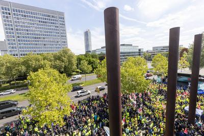 ver.di Demonstration vor der Bundesnetzagentur in Bonn - 08.05.2025-stock-foto