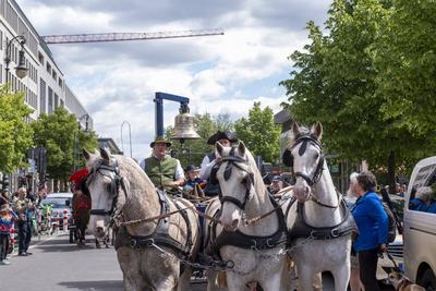 Pferde-Friedenstreck startet in Berlin-stock-foto