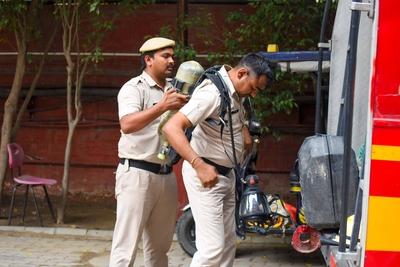 Civil Defence Mock Drills Conducted Across Country-stock-foto