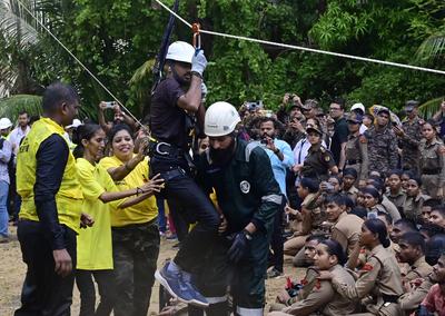 Civil Defence Mock Drills Conducted Across Country-stock-foto