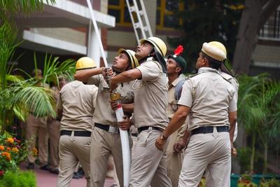 Civil Defence Mock Drills Conducted Across Country-stock-foto