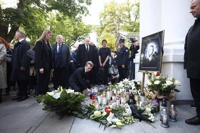 RECORD DATE NOT STATED Warszawa 8.05.2025 Students gather during a minute of silence on Warsaw University campus to reme-stock-photo