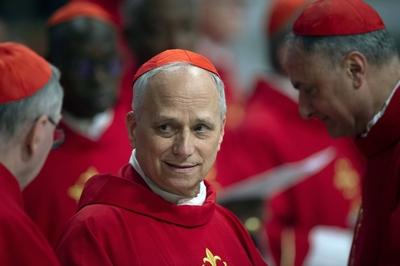 ITALY -  CARDINAL BALDASSARE REINA CELABRATES A ,ASS ON THE THIRD OF NINE DAYS OF MOURNING FOR LATE POPE FRANCIS IN ST PETER'S BASILICA AT THE VATICAN - 2025/4/26-stock-foto