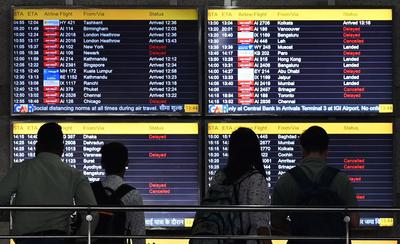Delhi Airport Impacted Amid Tensions With Pakistan-stock-foto