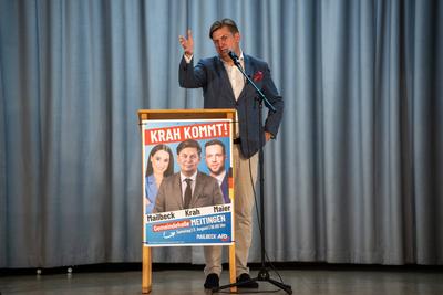 Meitingen, Bavaria, Germany - August 3, 2024: Maximilian Krah, a prominent politician of the AfD, Alternative for German-stock-foto