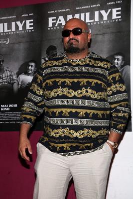 15/ Xatar bei der Premiere des Filmes FAMILIYE im Cinemaxx in Berlin am 26.4.2018. Roter Teppich, red carpet Berlin Deut-stock-photo
