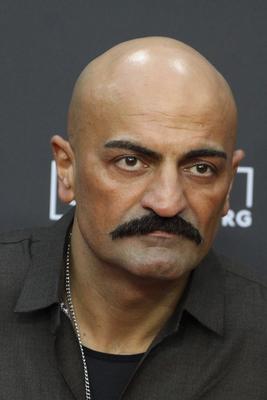 Xatar Giwar Hajabi bei der Premiere des Kinofilms Rheingold auf dem 30. Filmfest Hamburg 2022 im Cinemaxx Dammtor. Hambu-stock-photo