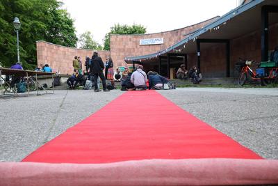 Schauspielhaus besetzt-stock-foto