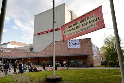 Besetzung Schauspielhaus-stock-photo