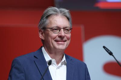 Politik - Landespolitik - NRW - ordentlicher Landesparteitag der NRWSPD in Duisburg 10.05.2025-stock-foto