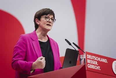 News Bilder des Tages Saskia Esken, Bundesvorsitzender der SPD, aufgenommen im Rahmen des Bundesparteitages des Sozialde-stock-foto