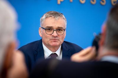 Regierungspressekonferenz mit Stefan Kornelius-stock-foto