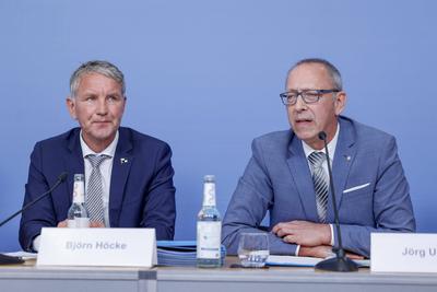 Bj?rn H?cke bei PK rechtliches Gutachten zum Thema Verfassungsschutz in Berlin-stock-foto